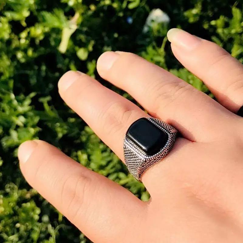 Men's Black Zircon Retro Silver Ring - AM APPAREL