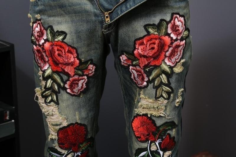 Men's Flower Embroidery Hip Hop Jeans - AM APPAREL