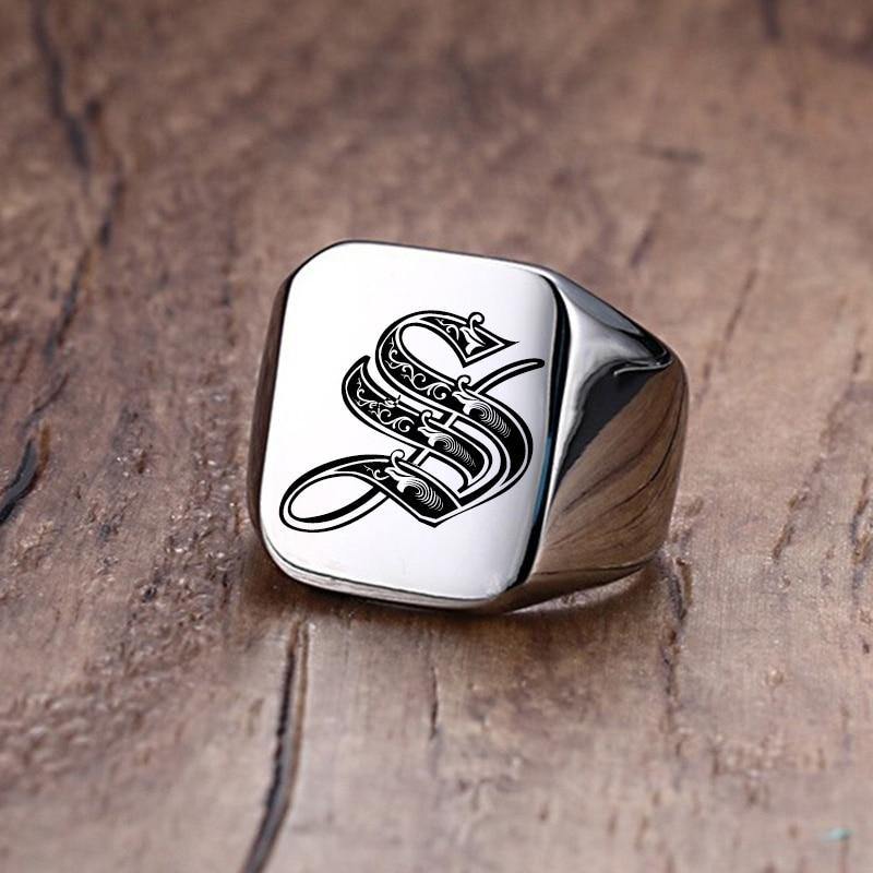 Men's Vnox Retro Initials Signet Ring - AM APPAREL