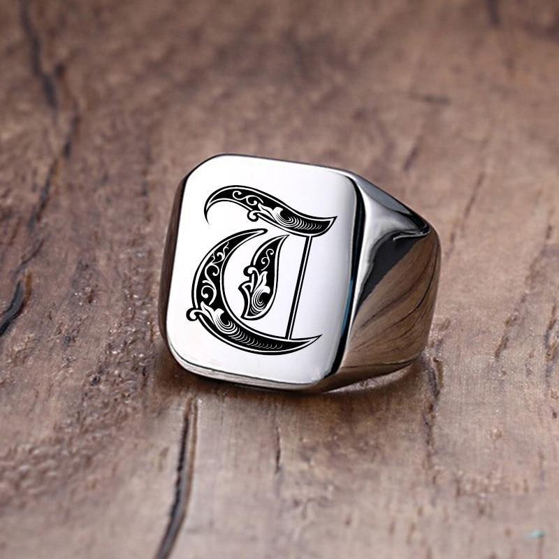 Men's Vnox Retro Initials Signet Ring - AM APPAREL