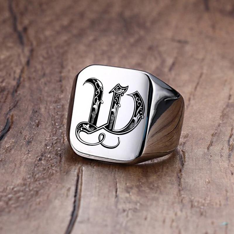 Men's Vnox Retro Initials Signet Ring - AM APPAREL